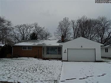 1st image of 8449 Esther St