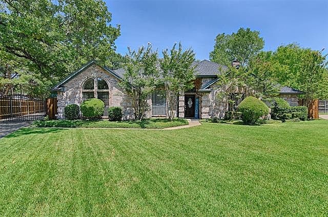 1st image of 6700 Highland Oak Ct
