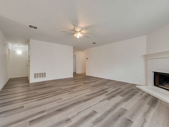 5th image of 2517 Mesa Valley Dr