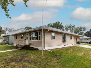 2038 16 1/2 St NW, Rochester, MN 55901