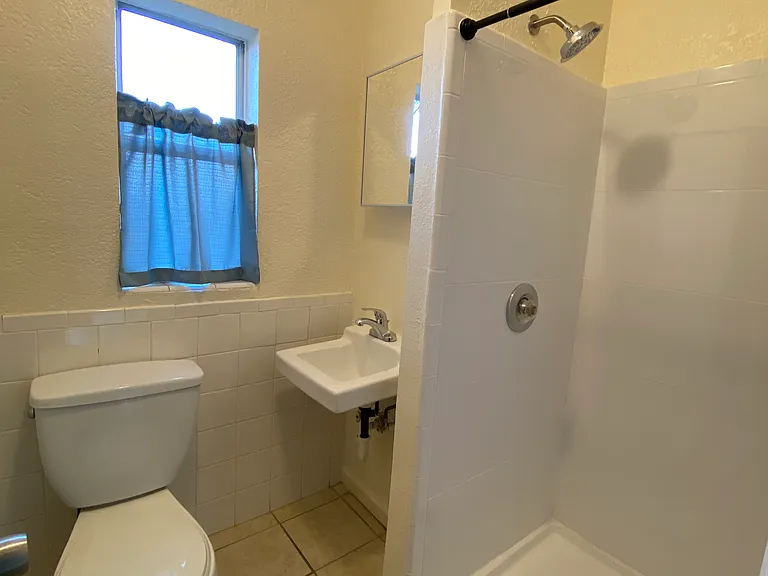 Bedroom 2 bathroom