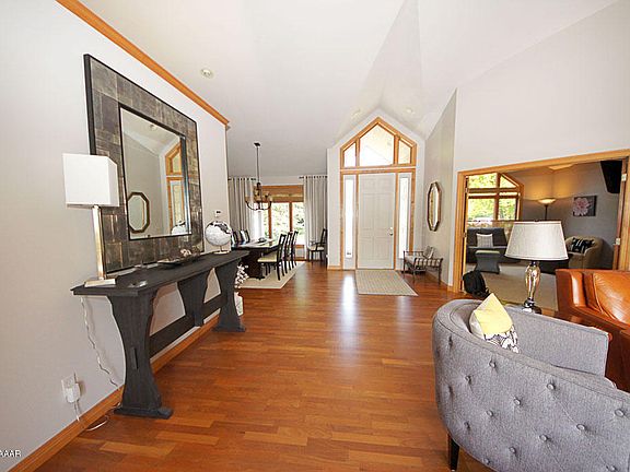 4th image of 2240 Majestic Ln NW