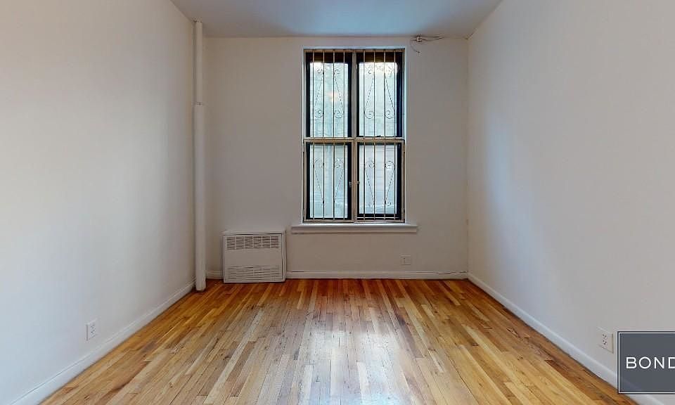1st image of 166 E 90th St APT 1A