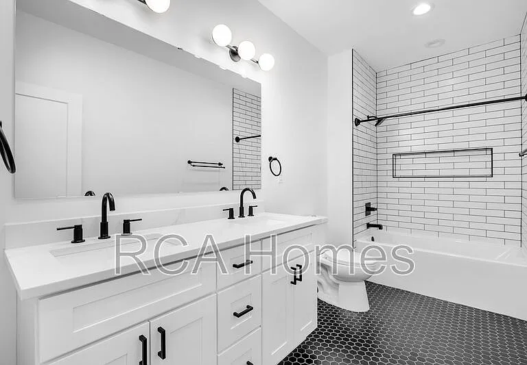 1225 Hoyt Ave — Photo 31