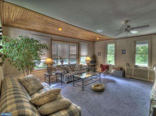 920 Butter Ln, Reading, PA 19606