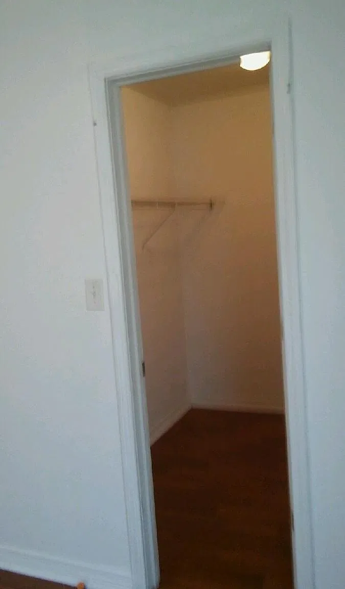 3 bed, 1100 sqft, $1,800 — Photo 4