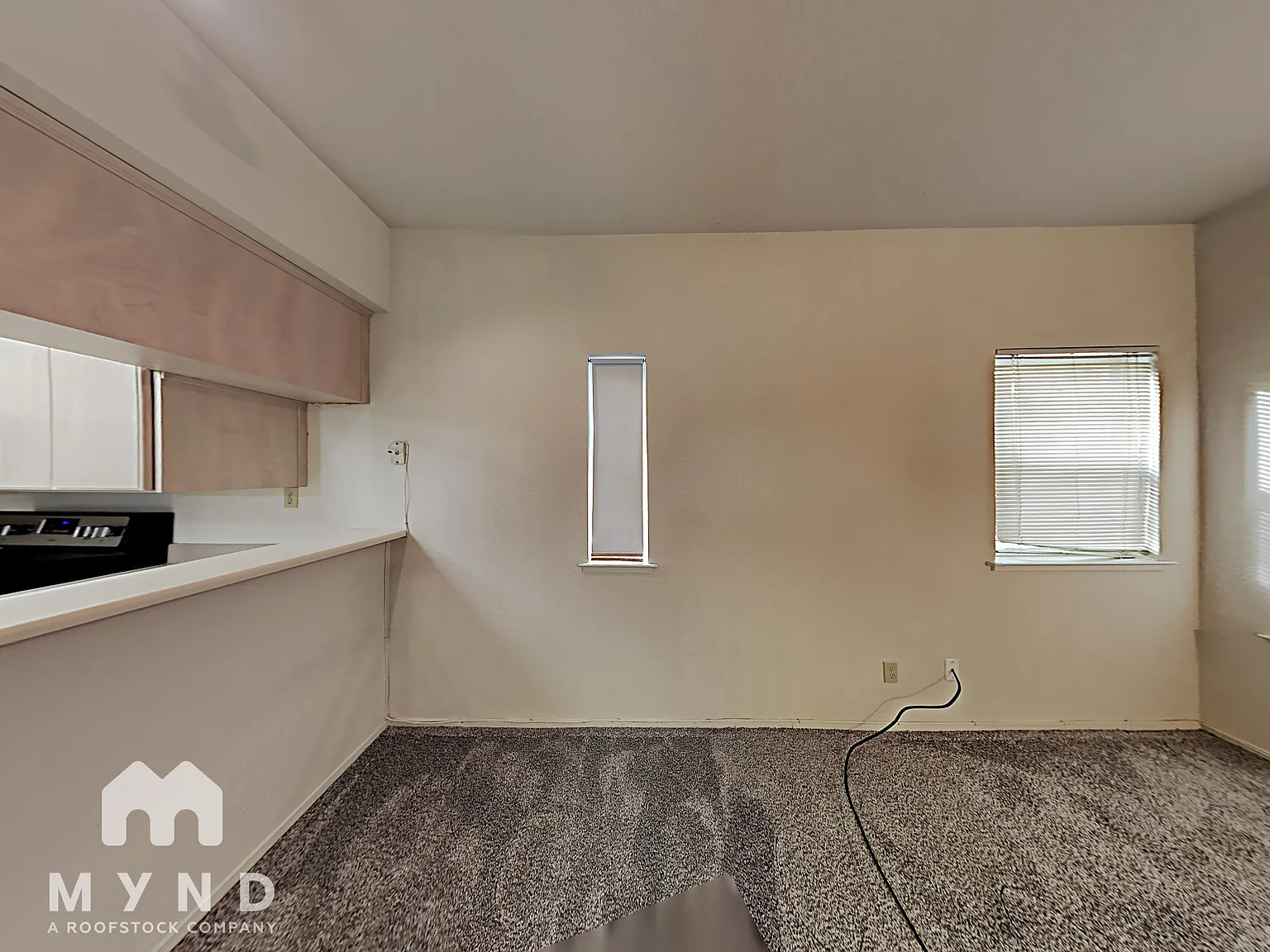 2 bed, 2.0 bath, 995 sqft, $1,865 — Photo 2