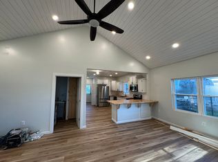 407 E Young St, Morris, OK 74445