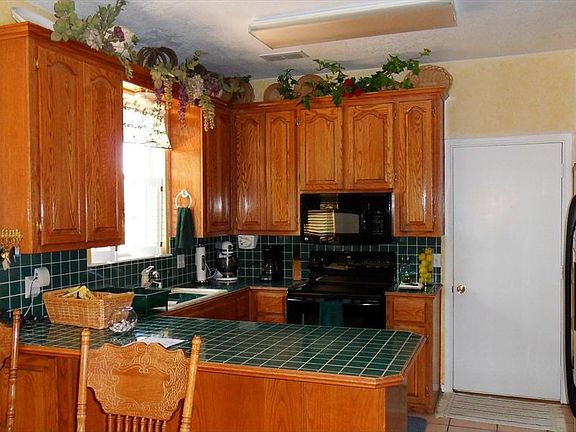 4th image of 5150 Bridle Path Ln