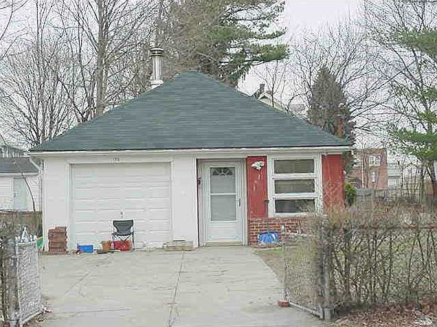1st image of 170 Central Ave