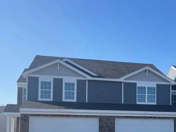 519 Cressmoor Park, Hobart, IN 46342