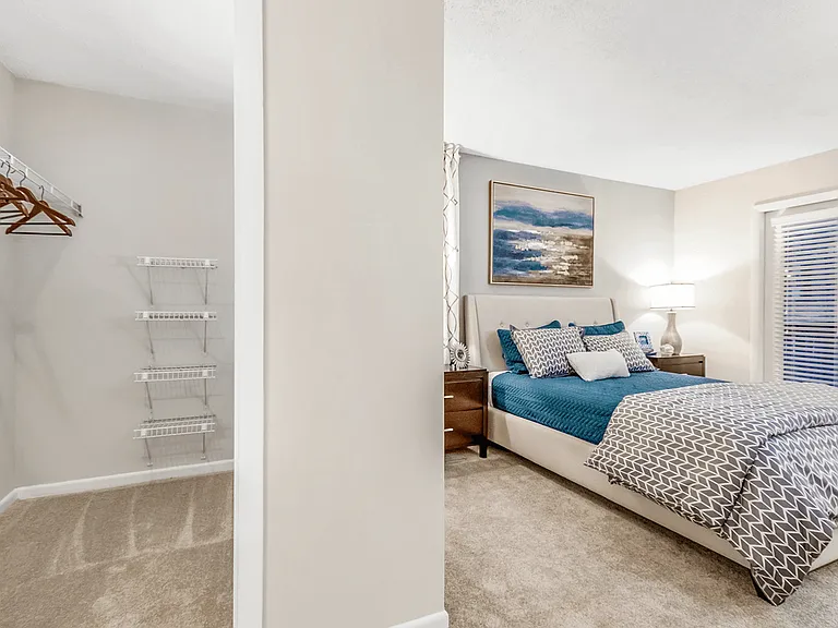 Paces Pointe Apartment Homes — Photo 38