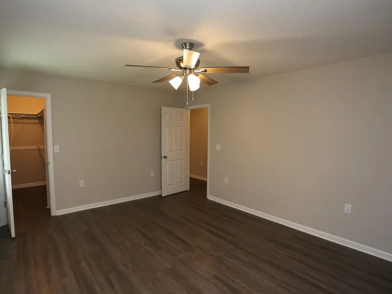 203A Courtney Way — Photo 9