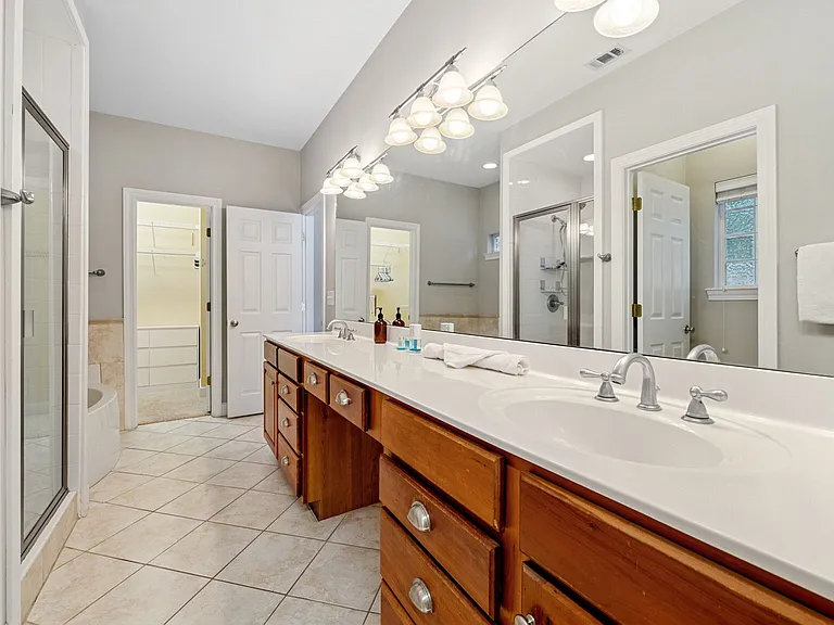615 Shore Dr — Photo 40