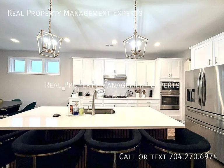194 Winterberry St — Photo 4