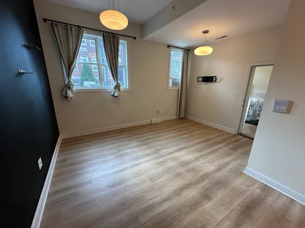 72 London St #1F, Boston, MA 02128