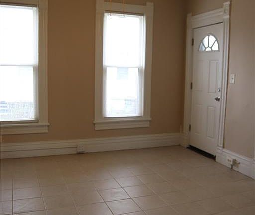 4th image of 69 Palmetto Ave
