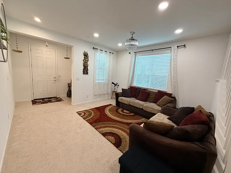 Formal living
