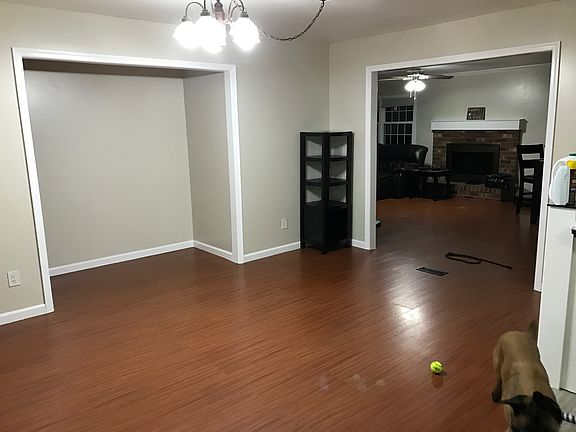 3rd image of 92 Saint Croix Dr