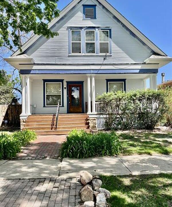1st image of 1305 8th St #1