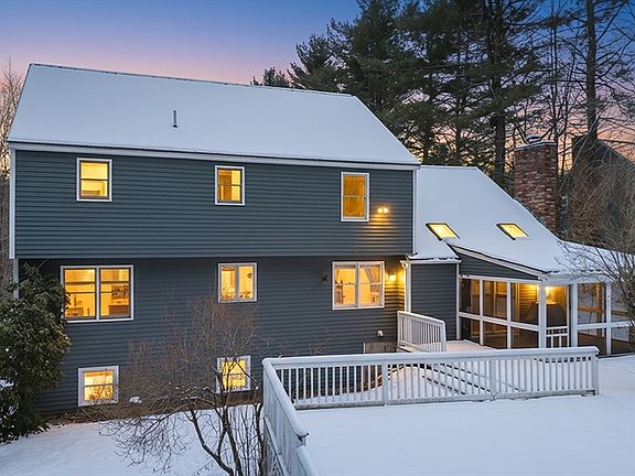 4th image of 18 Lorri Rd