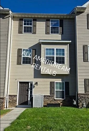 195 Moul Ave Photo 1