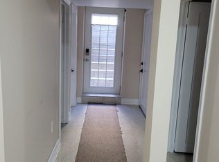 2551 Old Carriage Rd #Basement, Mississauga, ON L5C 1Y6