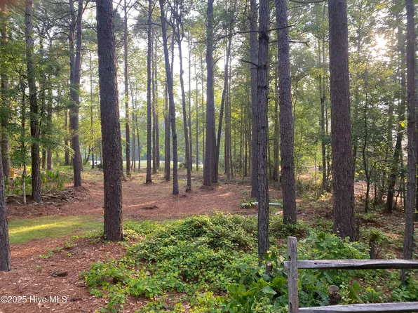 166 Lancashire Lane, West End, NC 27376