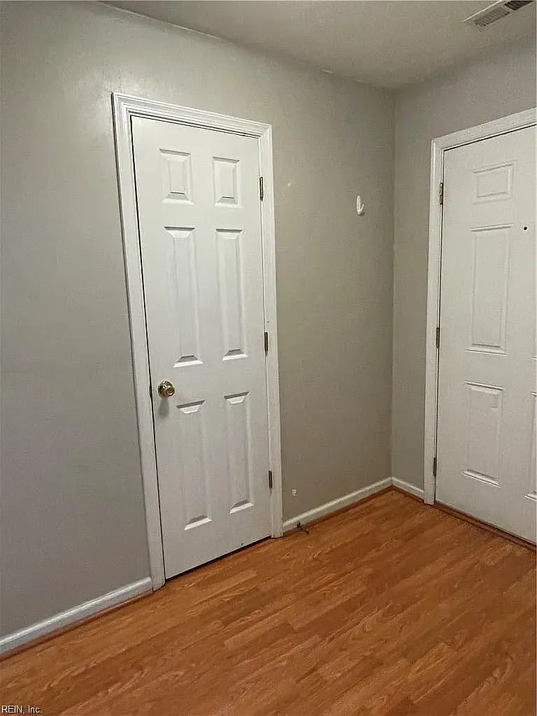 3 bed, 2.5 bath, 1488 sqft, $2,000 — Photo 2