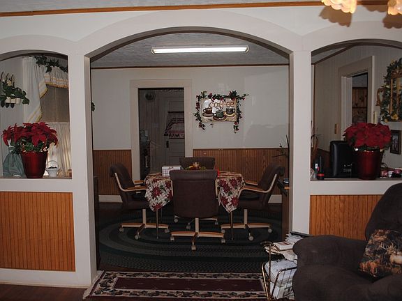 3rd image of 419 E College St