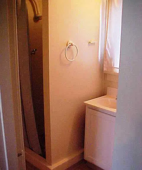 Drew House — Photo 5