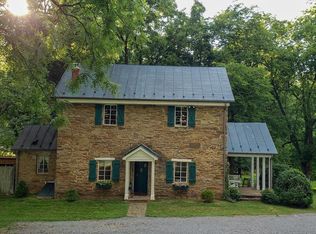 9206 Rogues Rd, Warrenton, VA 20187