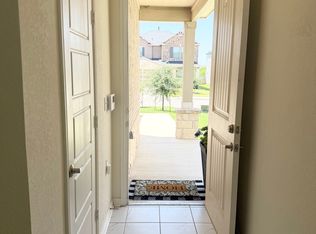 5530 Castle Brook Dr, San Antonio, TX 78218