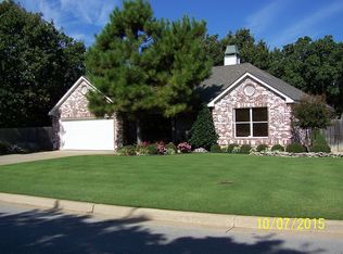 6703 W Silver Oak Dr S, Tulsa, OK 74107