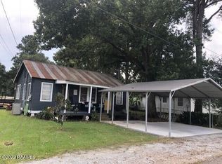 1016 Amy St, Henderson, LA 70517