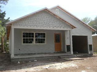 209 7th St, Bunnell, FL 32110