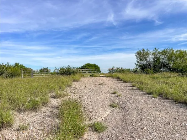 N San Julian Rd, Roma, TX 78584