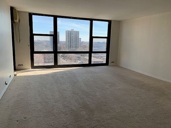2nd image of 2605 S Indiana Ave Unit 1108