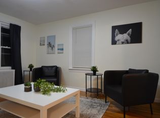 35 Clemente Dr ROOM 3, East Greenwich, RI 02818