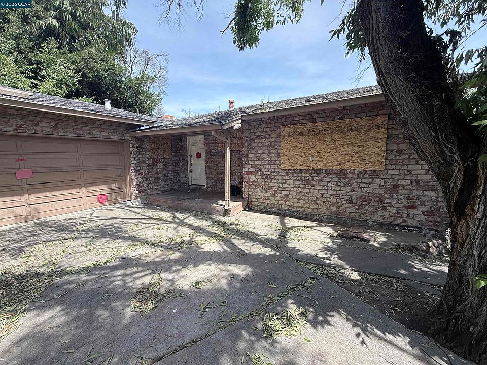 1st image of 93 Mackie Dr