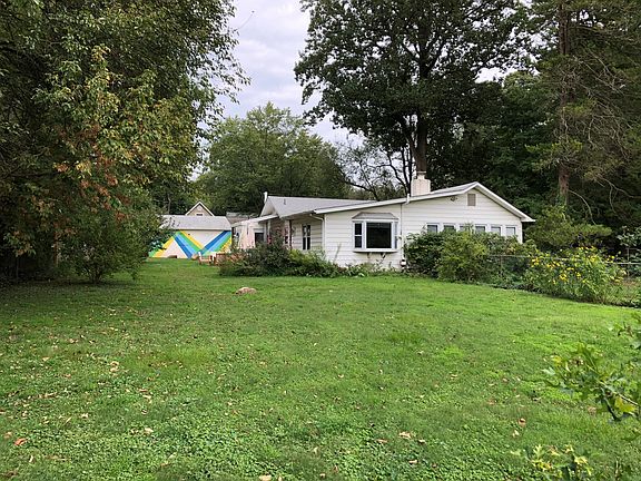 3rd image of 2309 Loreley Ln