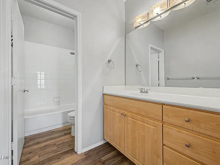 9600 N 96th St #242 — Photo 27