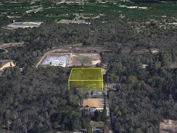 2nd image of 15 S Hills Dr