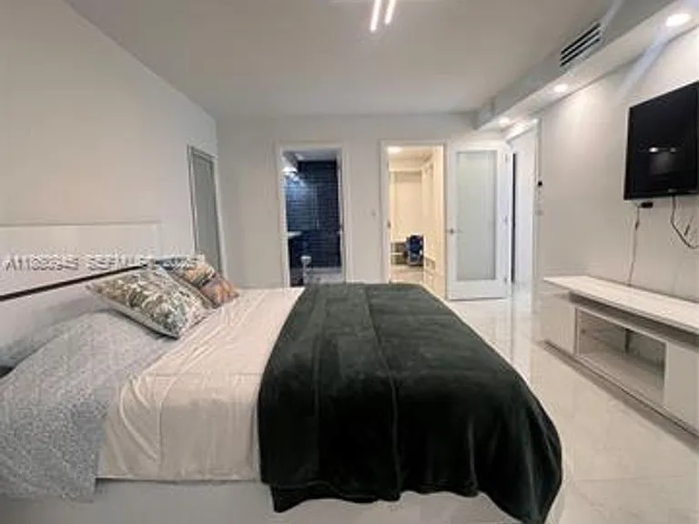 100 Bayview Dr #CU-1524 — Photo 6
