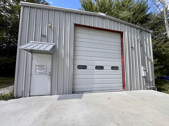 2nd image of 113 Christmas Ridge Rd
