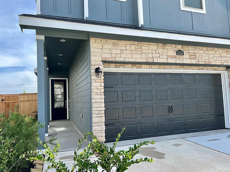 5719 Foggy Vine Ct — Photo 4