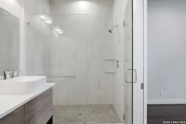 1817 N Saint Marys St #102 — Photo 21