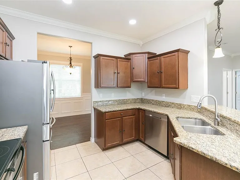 515 Vista Ridge Dr — Photo 11
