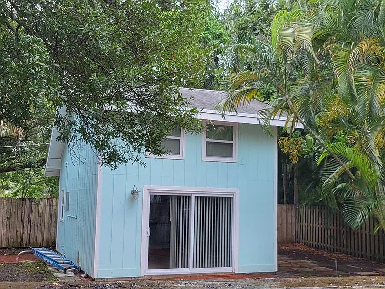 201C SW 18th Ave #COTTAGE — Photo 8