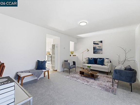 3rd image of 4740 Appian Way APT 9